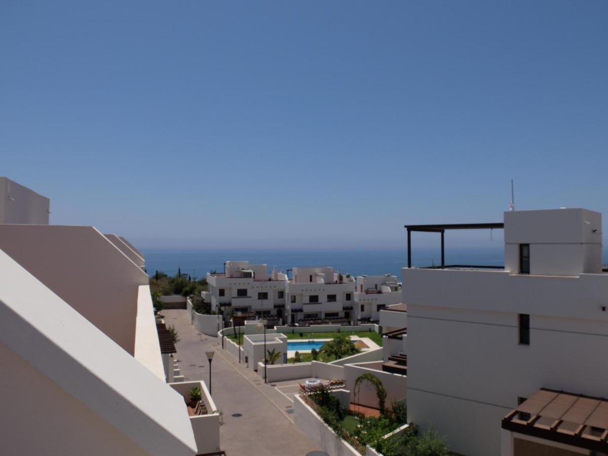 B&B Casa Louisa, Torre Del Mar- Valleniza 贝莱斯 外观 照片