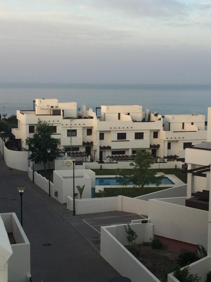B&B Casa Louisa, Torre Del Mar- Valleniza 贝莱斯 外观 照片