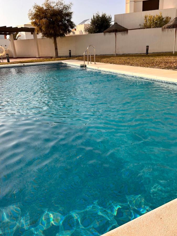 B&B Casa Louisa, Torre Del Mar- Valleniza 贝莱斯 外观 照片