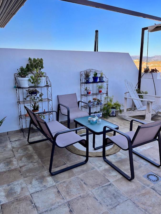 B&B Casa Louisa, Torre Del Mar- Valleniza 贝莱斯 外观 照片
